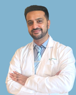 Raghav Mago, Plastic Surgeon in Mumbai