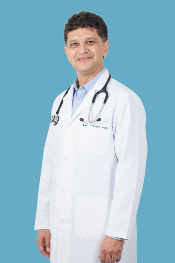 Kiran Naik, Plastic Surgeon in Mumbai