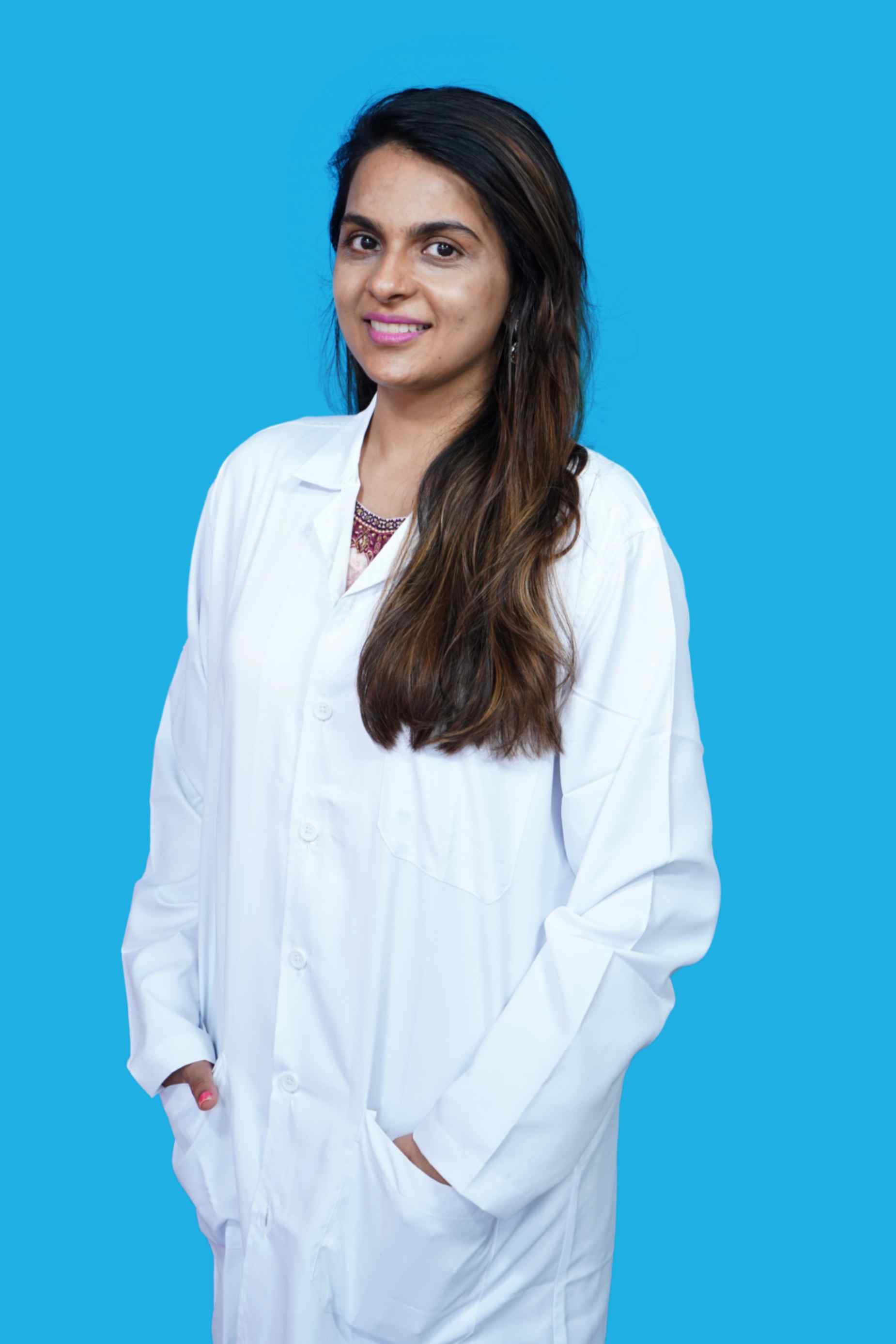 Dr Anisha Maydeo, Dentist in Mumbai